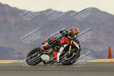 media/Jan-14-2023-SoCal Trackdays (Sat) [[497694156f]]/Turn 9 Set 2 (1130am)/